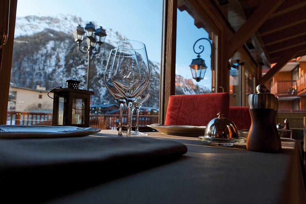 Hotel Le Savoie Val-dʼIsère Restaurace fotografie